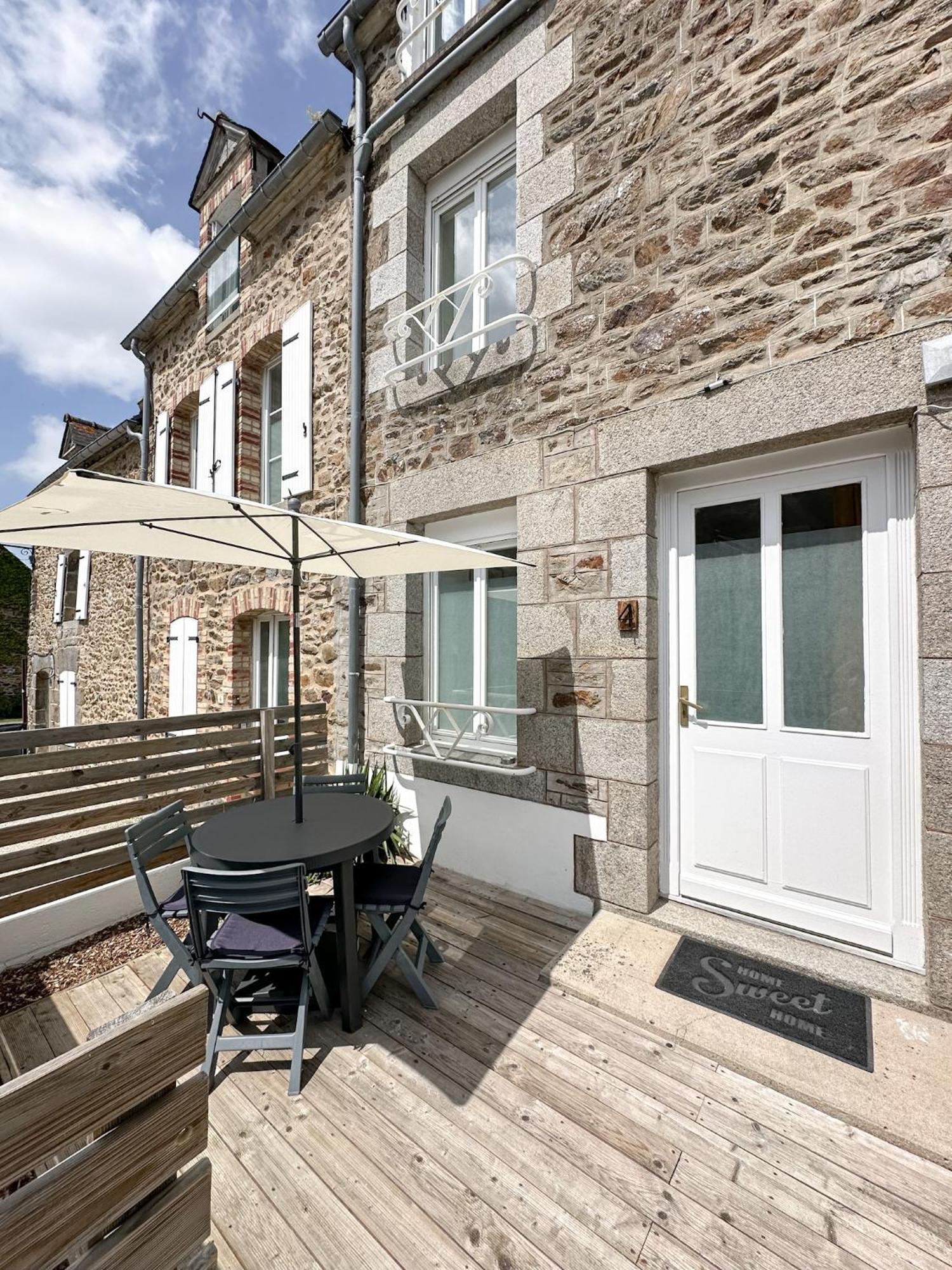 La Petite M Villa Tremereuc Exterior photo